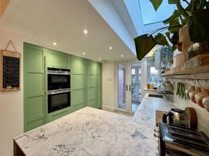 Photo 7- click for photo gallery